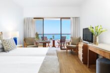 Doppelzimmer mit Meersicht, Coral Beach Hotel