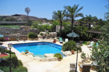 Pool und Terrasse, Maple Farm Bed & Breakfast, Rabat, Malta