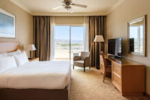 Superior Zimmer Landsicht, Radisson Blu Resort & Spa Golden Sands, Golden Bay