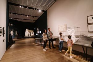 Entdecken Sie die besten Sommerausstellungen in London