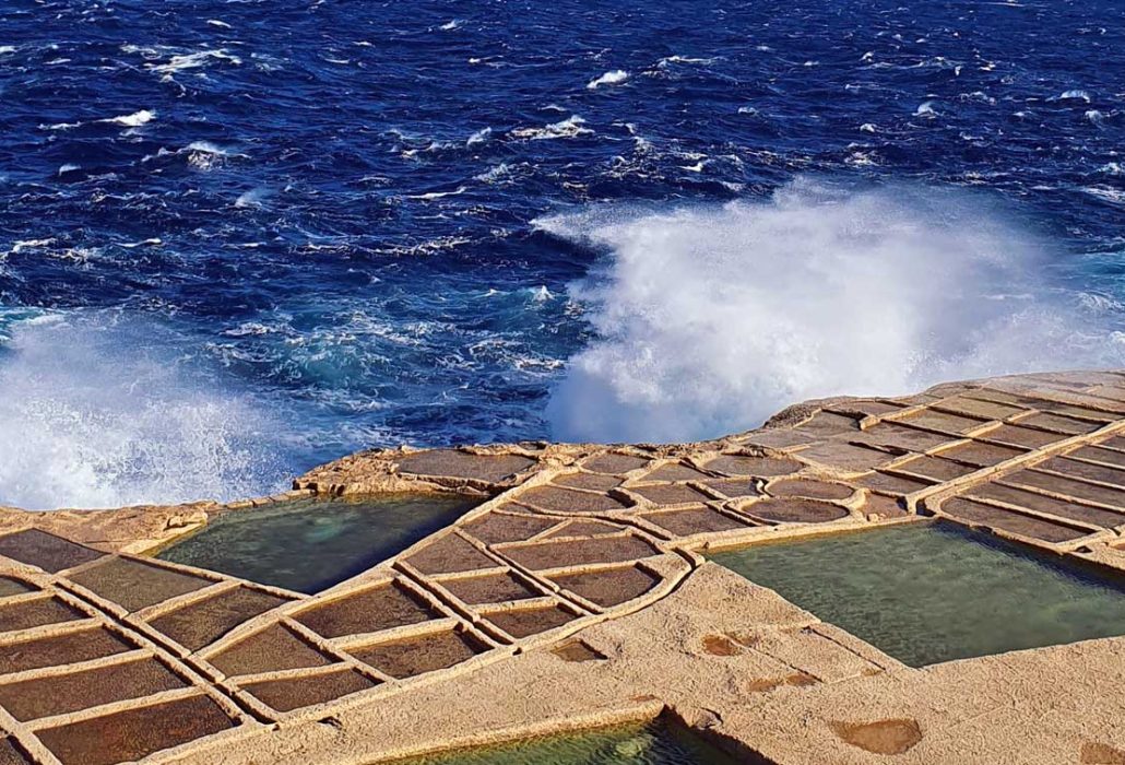 Gozo Insel Salzpfannen