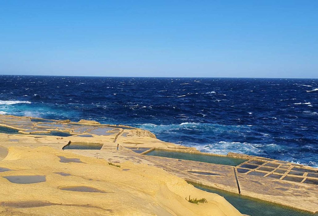 Gozo Insel Salzpfannen